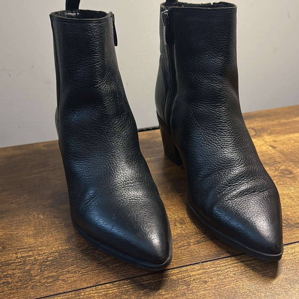 Franco Sarto Black Leather Booties. Pointed Toe Western Ankle Boots sz 7.5